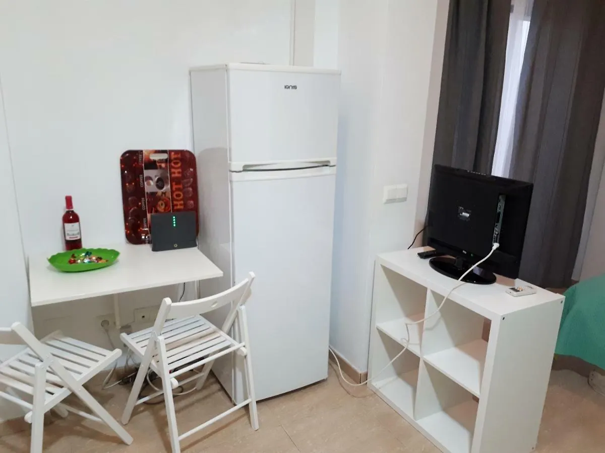 Apt En Carreteria En Centro Historico Apartment Malaga Spain